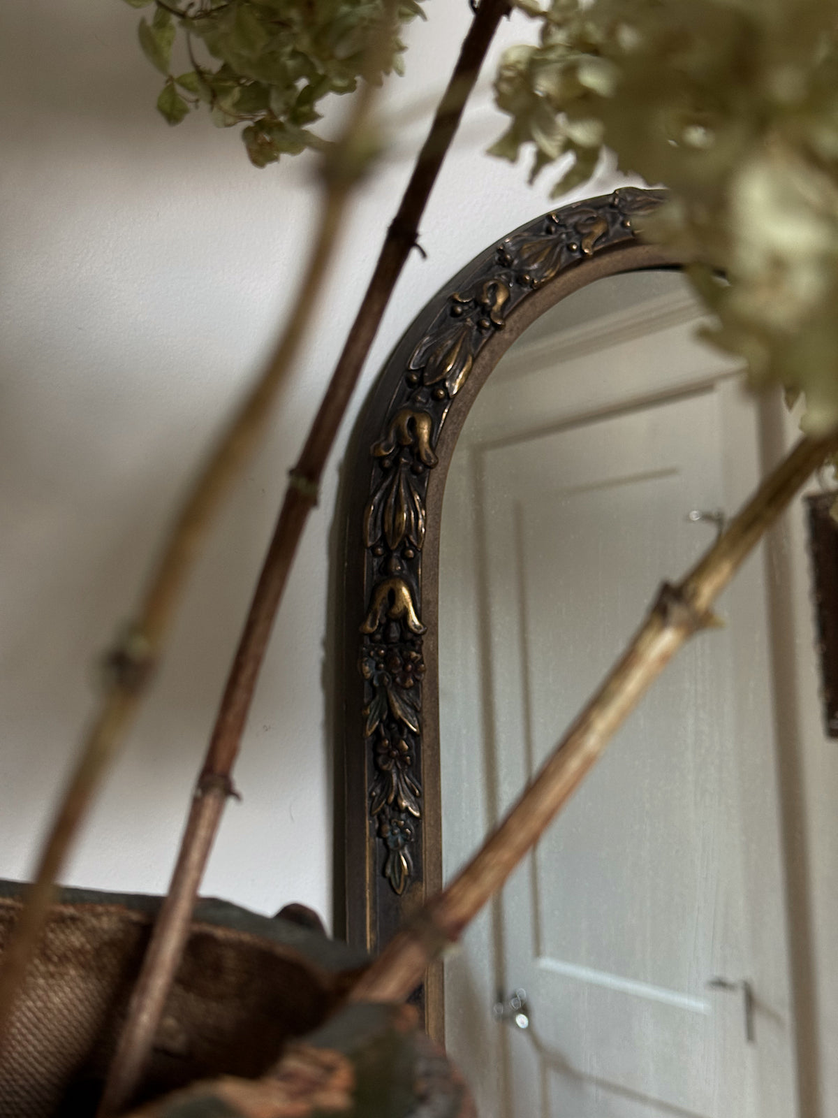 Antique Arched Mirror with Ornate Detailing
