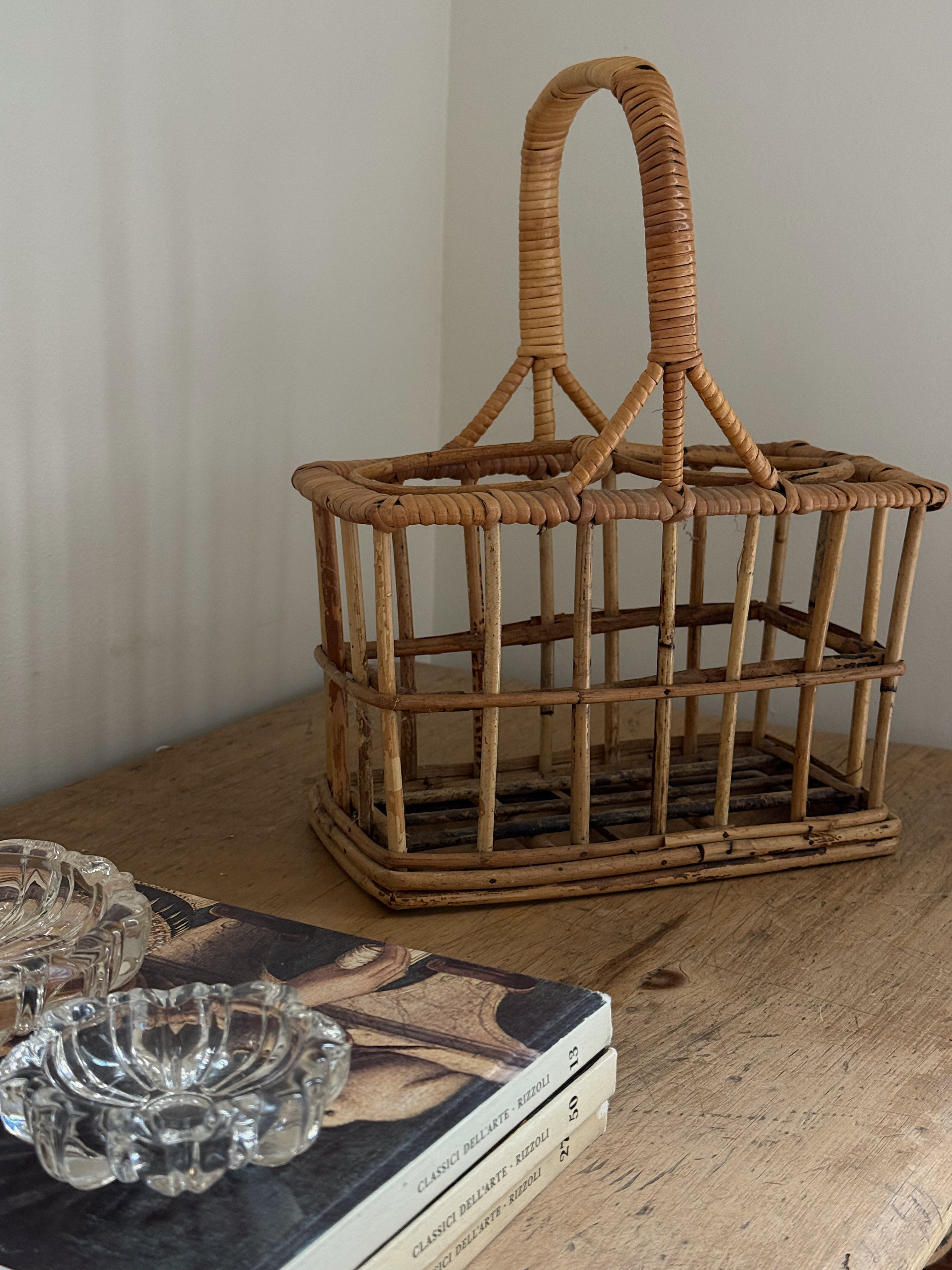 Vintage Rattan Wine Carrier